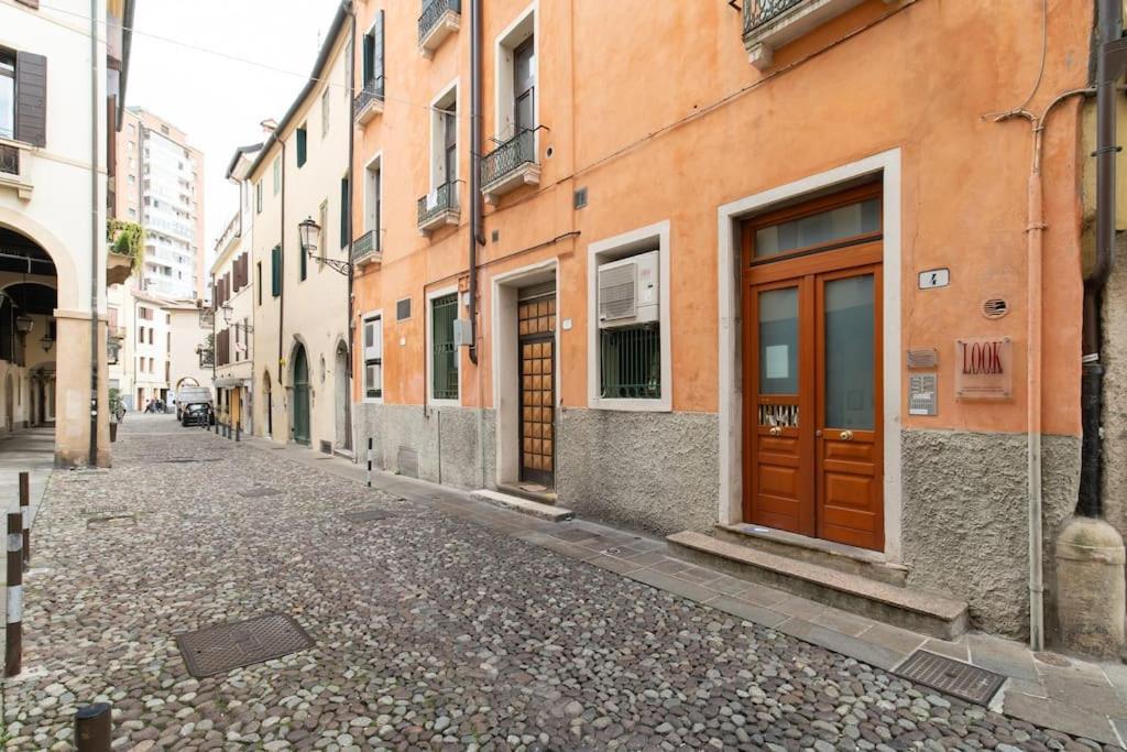 Enjoy Home - Appartamento Orologio, Piazza Dei Signori Padua Exterior foto